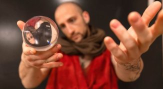 Orizzonti instabili, con l'Accademia Cirko Vertigo - Exit