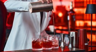 The Red View: Beyond The Surface, evento Campari con mostra e podcast live