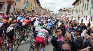 Giro d'Italia 2026: partenza da Cassano d'Adda della  diciassettesima tappa