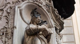 Orienteering tra i vicoli genovesi, tour alla scoperta delle edicole votive