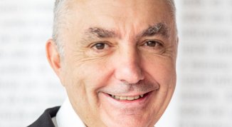 Manuel Vilas presenta Se non ho nessuno accanto il mondo si fa tenebra