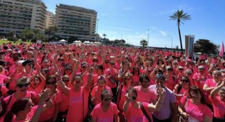 Genova in Rosa 2026, la camminata benefica da piazza Rossetti a Boccadasse