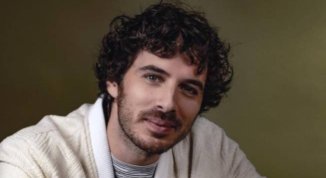 Pierpaolo Spollon al Politeama con Dilf. La paternità spiegata malissimo