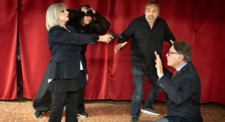 Eppure sopravvive, spettacolo di Dario G. Martini sui 'mali del teatro'