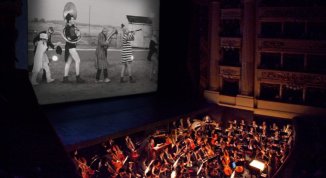8½ di Federico Fellini, cineconcerto della Filarmonica della Scala diretta da Timothy Brock