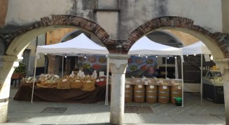 Tipicamente Chiavari, il mercatino di prodotti a km0 con spettacolo di marionette 