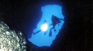 Abissi d'acqua bassa: le grotte sottomarine, incontro con Carlo Nike Bianchi