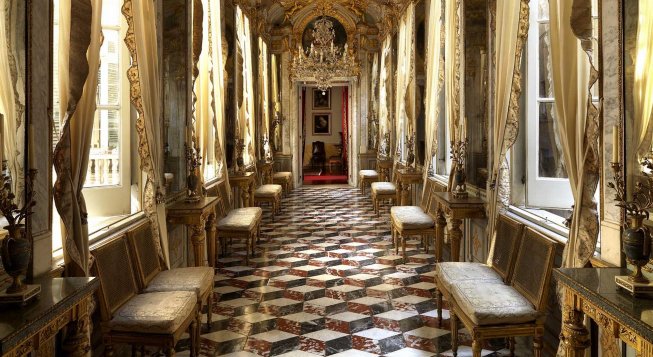 ©facebook.com/palazzospinola