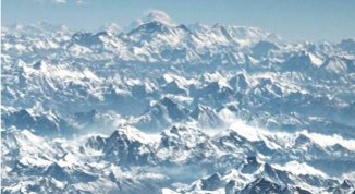 Massimo Sorci presenta il libro Ottomila dal divano al rifugio Malga Zanoni