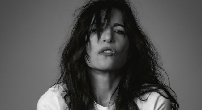 Paola Turci sulla copertina dell'ultimo album Amore a dismisura