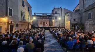 Festival di Borgio Verezzi 2026 con oltre 20 serate nel borgo