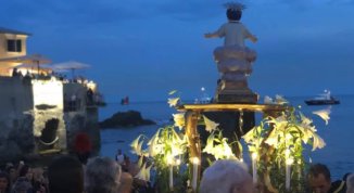 Festa di Sant'Antonio a Boccadasse con processione serale e fiera