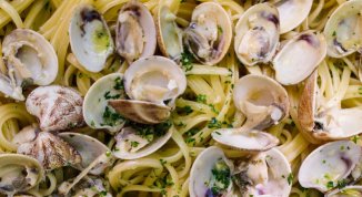 Officina Iblea apre a Sampierdarena: tavola calda siciliana, rosticceria e pasticceria