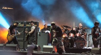 Hatebreed in concerto - Still A Threat European Tour