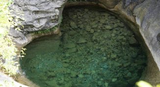 Escursione con bagno ai laghetti di Nervi, alla ricerca di quelli più particolari