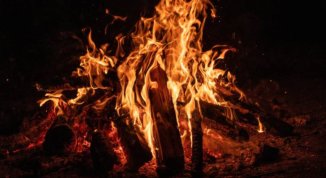 Falò di San Giovanni Battista a Genova: il potere del fuoco e il suo significato attraverso i secoli