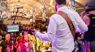 Suonare all'Oktoberfest Genova 2026: l'appello a band e artisti locali. Come candidarsi