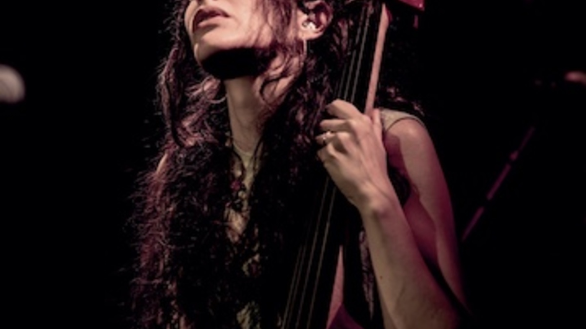 Rumori fuori scena al Teatro Vittoria