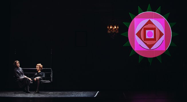 Lo zoo di vetro, dramma di Tennessee Williams con la regia di Rajeev Badhan