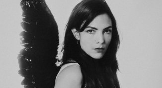 Caro in concerto - Returning to Innocence