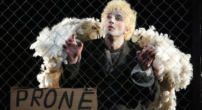 Vizita, spettacolo teatrale al Teatro Gustavo Modena