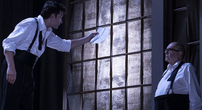 Erano tutti miei figli, spettacolo di Arthur Miller con Elio De Capitani