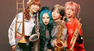 Mos (Music Omotenashi Sisters) in concerto
