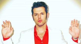Johnny DalBasso in concerto