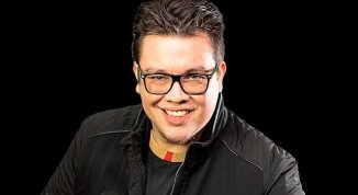 1995, stand-up comedy con Franco Escamilla