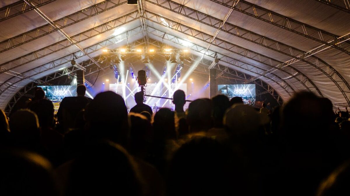Casale Monferrato suona Battisti, concerto al Municipale