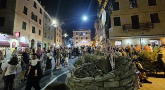 TorrigliAmo: serata gastronomia nel borgo con mercatino, artisti di strada e musica