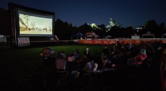 Cinepanettone d'Estate 2026: rassegna di film sotto le stelle a ingresso gratuito