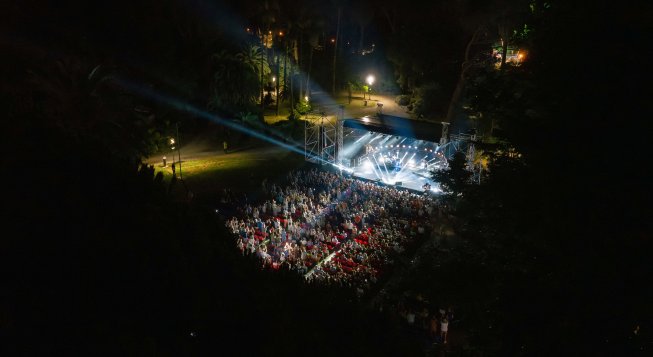 We ARE Festival ad Arenzano 2026: il programma tra concerti, teatro e show