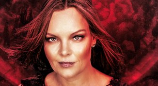 Anette Olzon in concerto (singing Nightwish)
