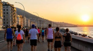 Passeggiando all'alba 2026: torna la camminata all'alba sul lungomare di Genova