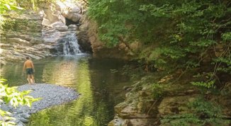 Escursione con bagno ai laghetti della Val Lentro