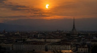 Eclissi di sole del 12 agosto 2026 a Torino: potenziati i collegamenti verso la collina e la Superga