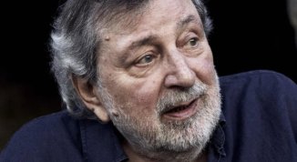 Morte di Francesco Guccini, Salis: «Addio a voce libera, cha ha raccontato le ferite di Genova»