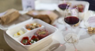 Novità al Festival delle Sagre Astigiane 2026: menù senza glutine certificato e vendita online dei calici di vino
