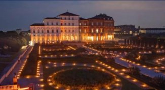 Ferragosto 2026 alla Reggia di Venaria con Feste in Cascina: danza, dj set e giardini illuminati da 5000 candele