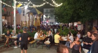 Festa con gli Amici di Gattorna in piazza 2026: stand gastronomici, dj set e spettacoli