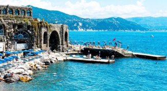 Ferragosto al Covo di Nord-Est: cene in spiaggia e musica