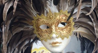 Lavagna in maschera 2026 con sfilata, giochi e premiazione delle maschere