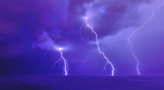 Temporali in Liguria: 25mila fulmini dalla mezzanotte e oltre 132mila scariche il 20 agosto