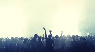 Notte Bianca a Imperia 2026 con musica, 25 punti ristoro e dj set