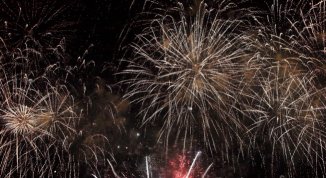 Fuochi d'artificio a Pegli rinviati di nuovo per mare mosso: salta lo show del 22 agosto