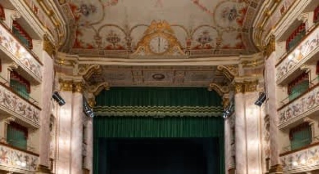 BELLE E LA BESTIA
