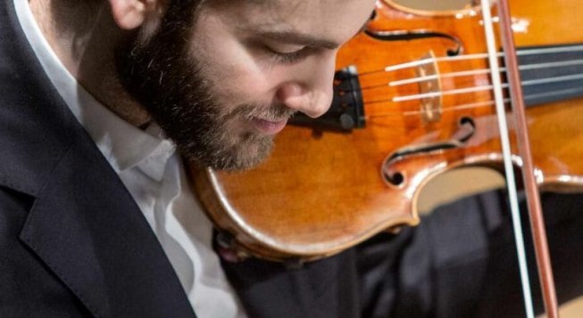 Emmanuel Tjeknavorian