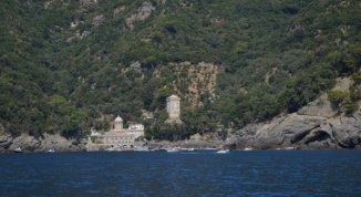 Abbazia di San Fruttuoso: come arrivare, orari di apertura, battelli, sentieri, treni