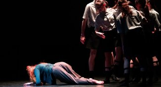 Carmen, spettacolo di danza con regia e coreografia di Davide Iacobone
